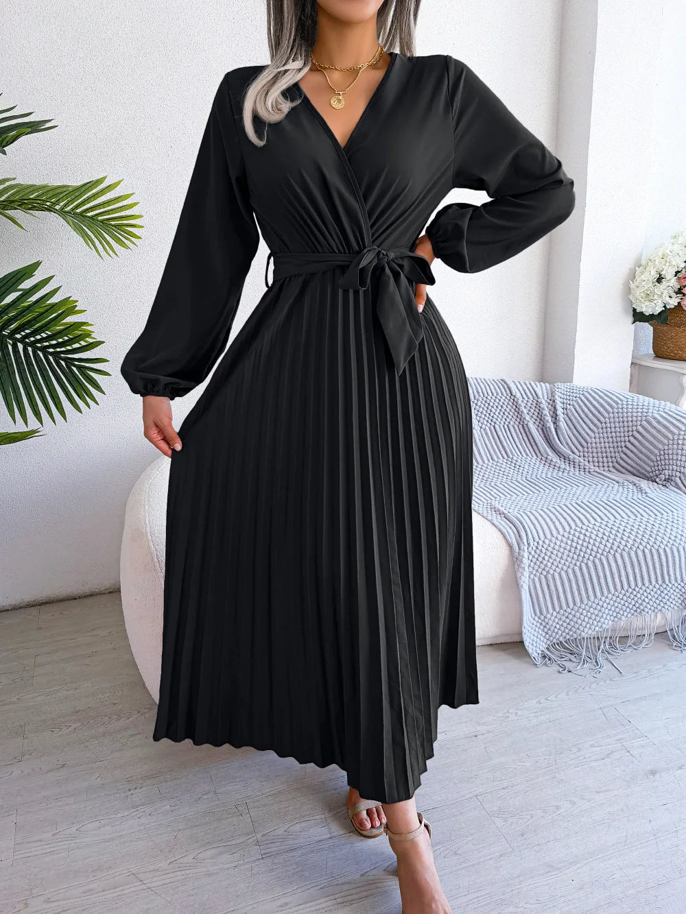 Elegant Pleated Maxi Dress