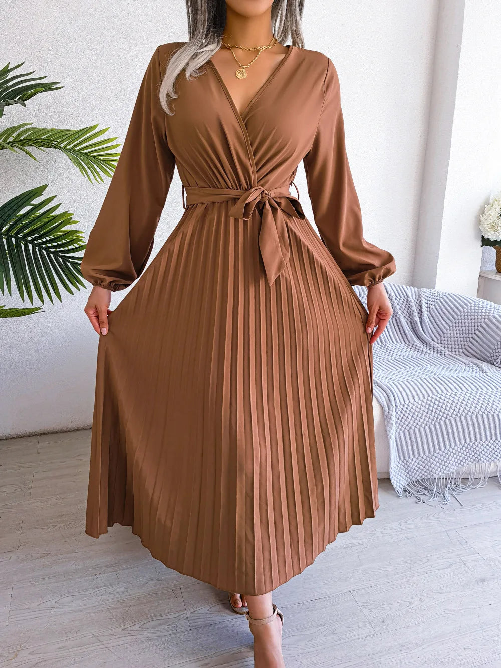 Elegant Pleated Maxi Dress