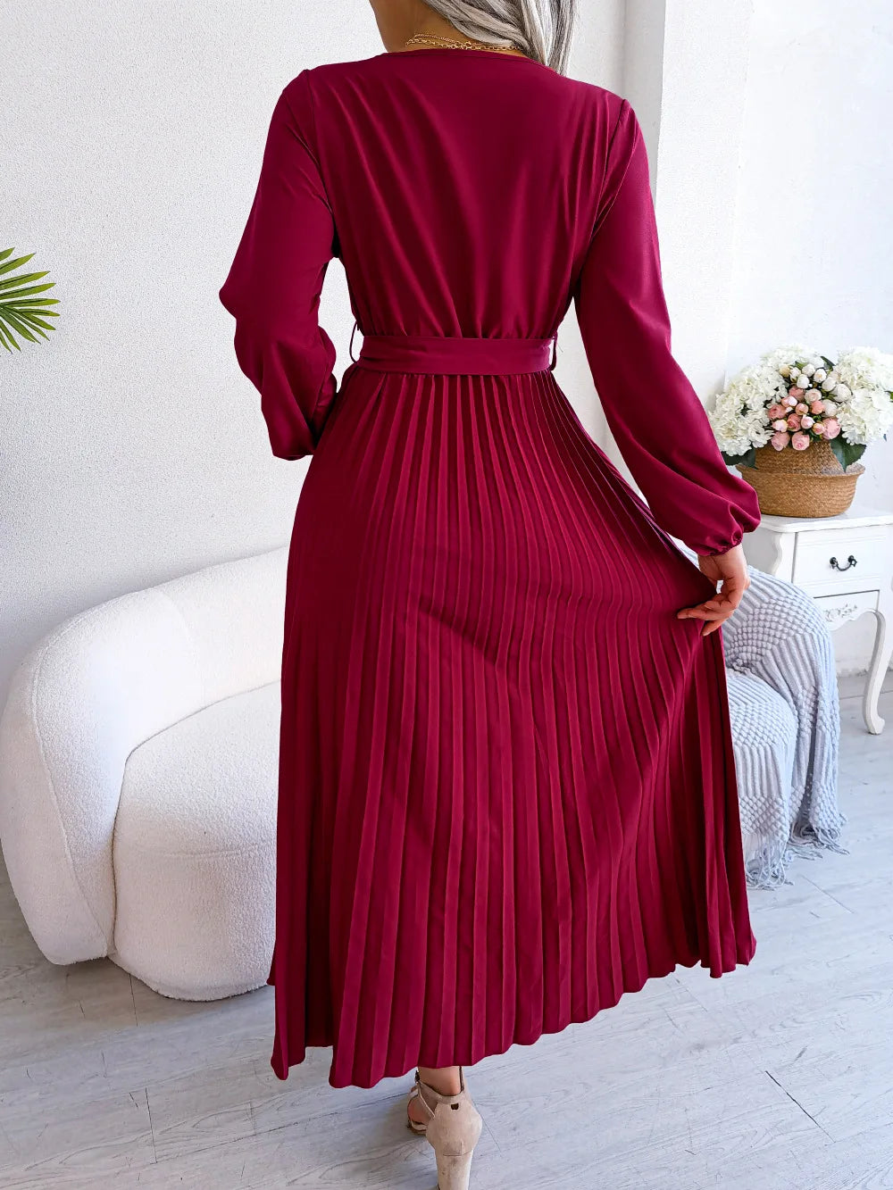 Elegant Pleated Maxi Dress