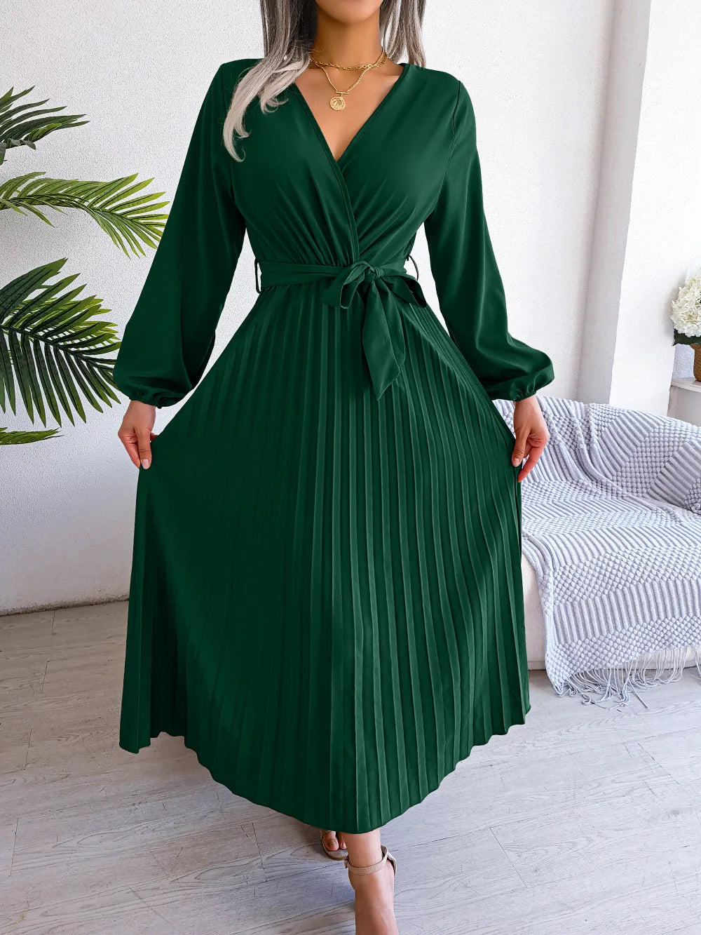 Elegant Pleated Maxi Dress