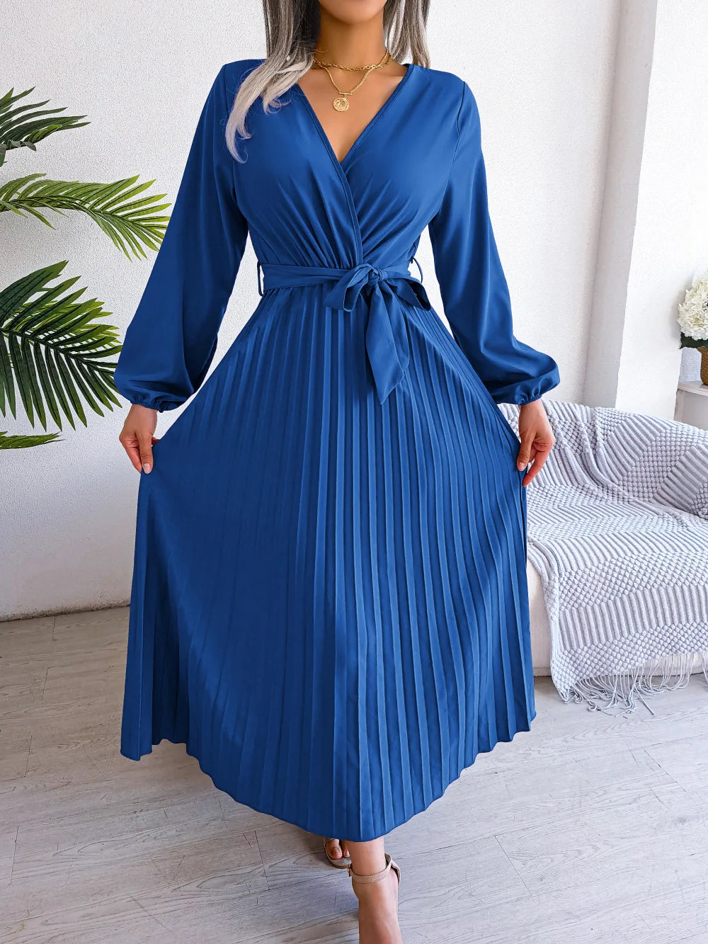 Elegant Pleated Maxi Dress