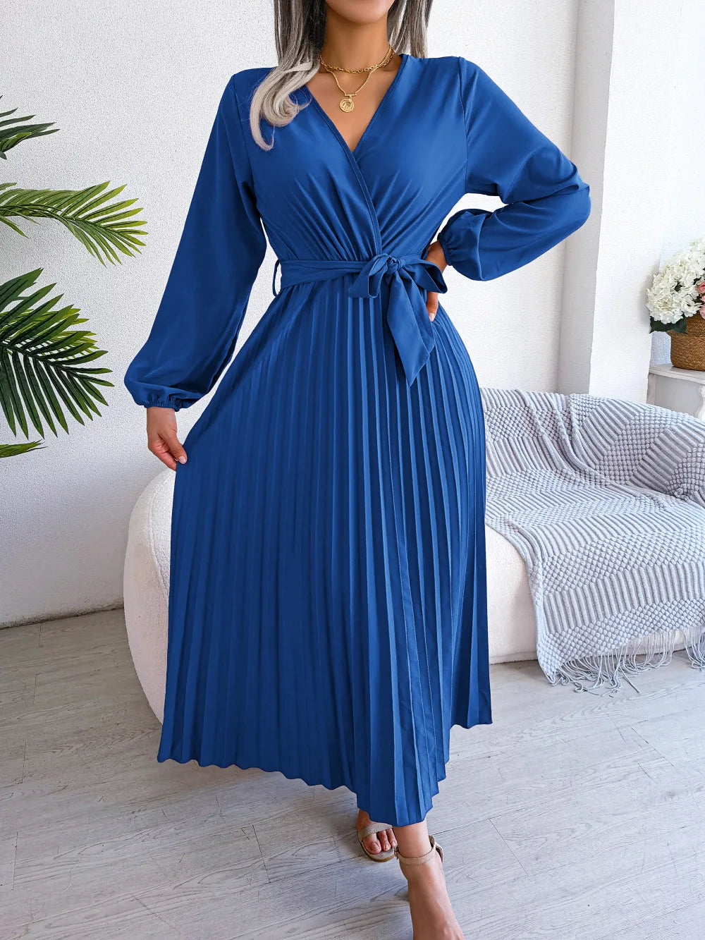 Elegant Pleated Maxi Dress